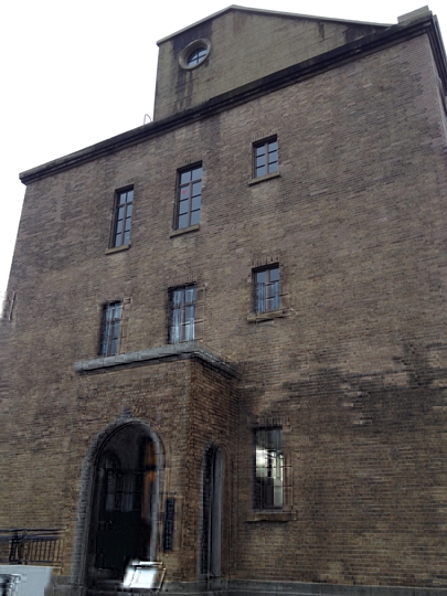 京阪浜大津駅より徒歩約１分